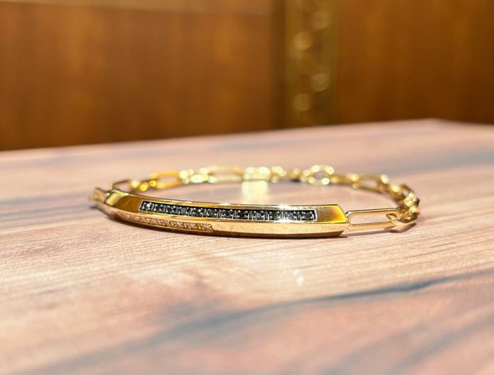 SJX ー NEW COLLECTION DIAMOND BAR BRACELETー – GINZA SIX | GSIX