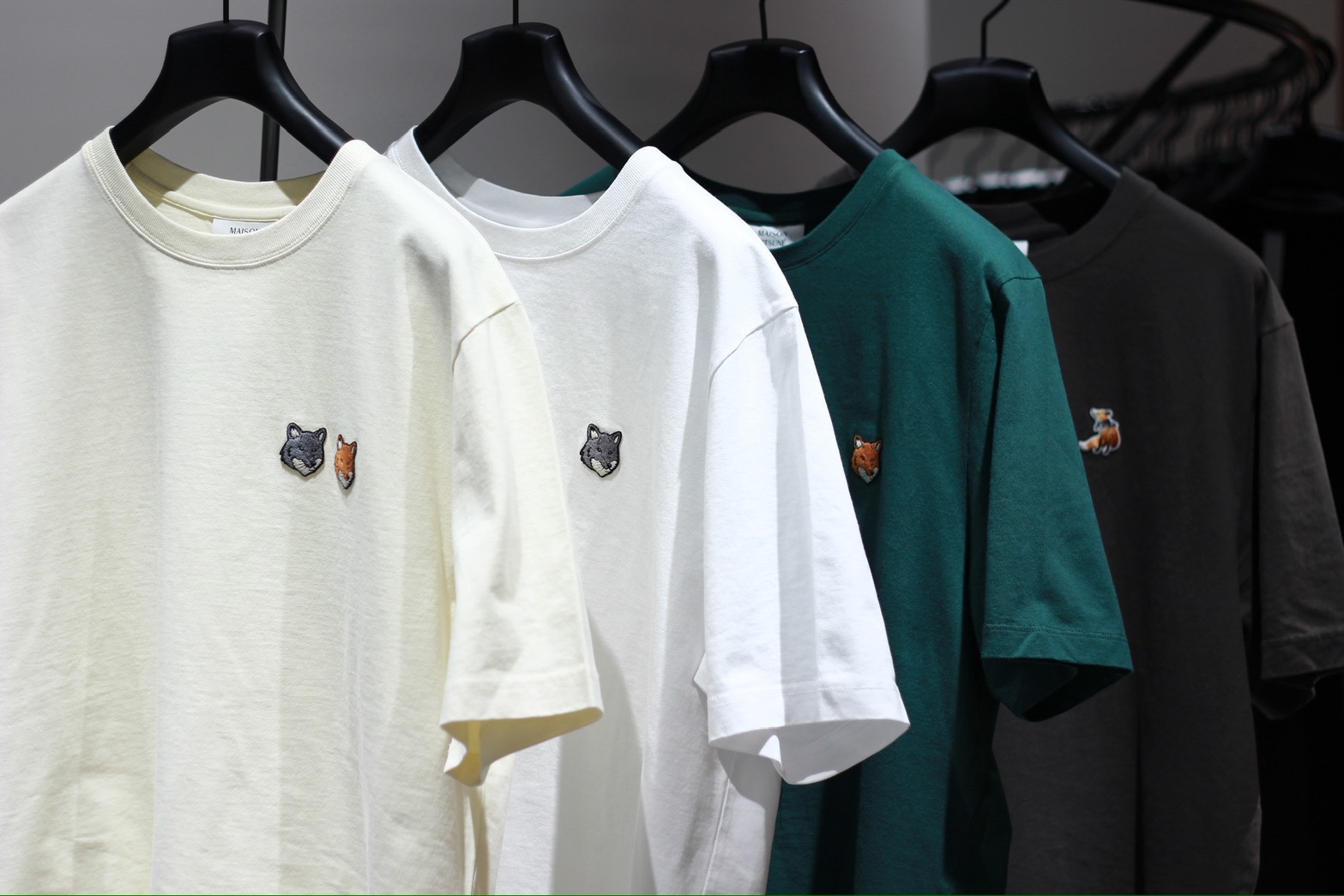 Maison Kitsune(メゾンキツネ)】大人の日常着 名品カットソーを銀座で